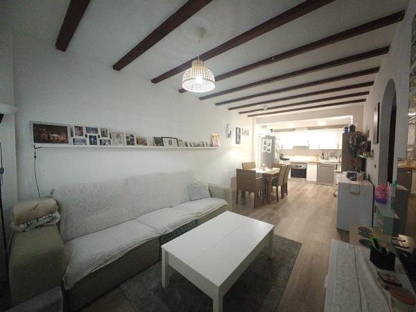 Piso en avenida del Carabasí