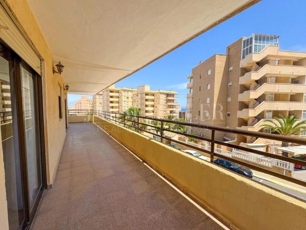 Piso en Arenales del Sol