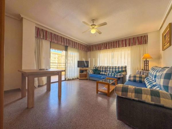 Piso en Arenales del Sol