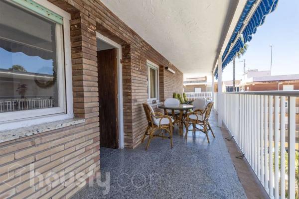 Piso en calle Rojales