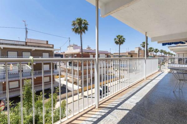 Piso en calle Rojales