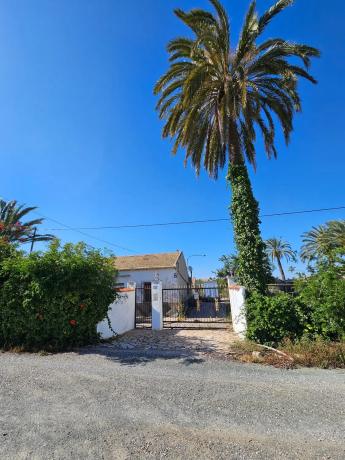 Casa independiente en la marina 202 s/n lamarina