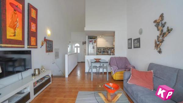 Casa independiente en calle Handel