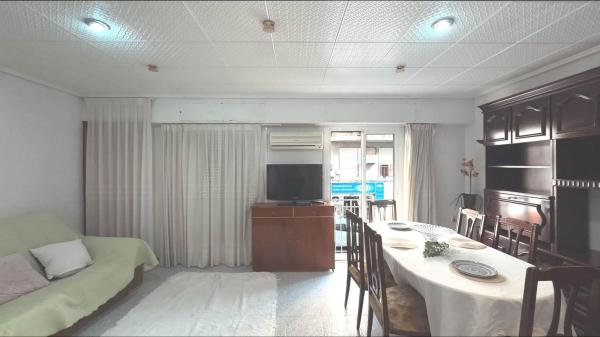 Piso en calle Olegario Domarco Seller