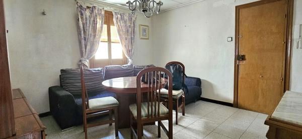 Piso en Barrio Carrús Oeste