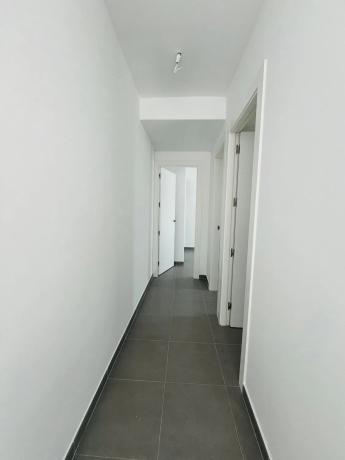 Chalet pareado en calle de Creta, 66