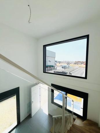 Chalet pareado en calle de Creta, 66