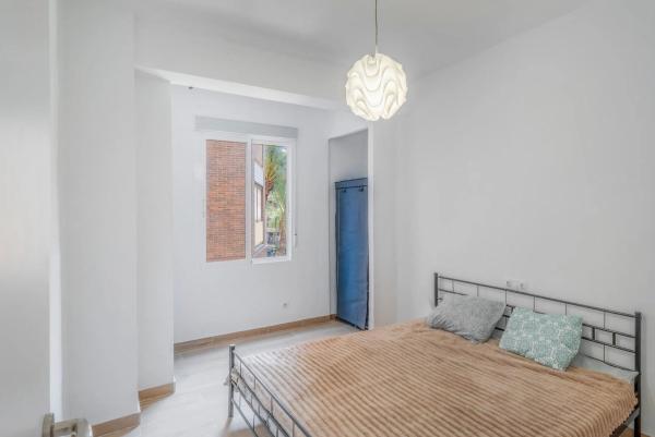 Piso en calle Salitre, 14