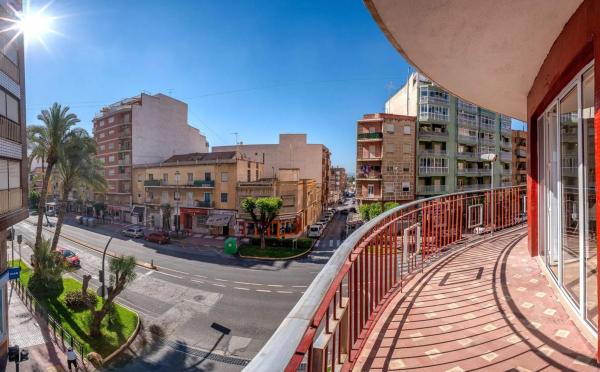 Piso en calle Salitre, 14