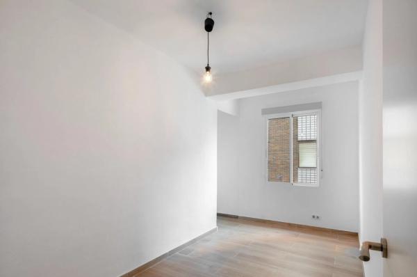 Piso en calle Salitre, 14