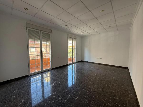 Dúplex en Barrio Reina Victoria-Miguel Hernández