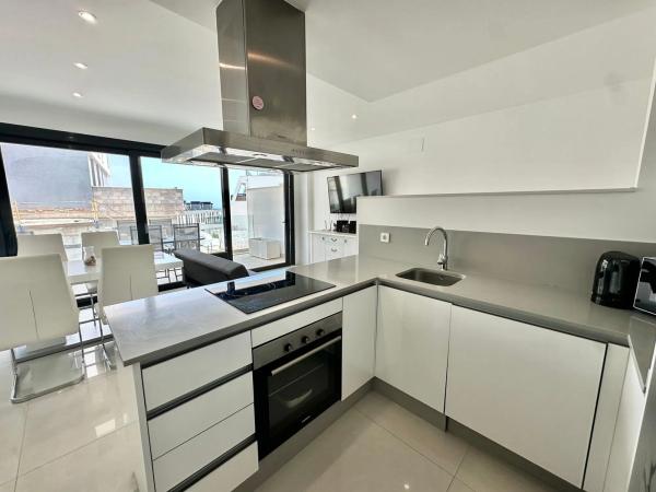 Chalet adosado en calle Orden del Corintio