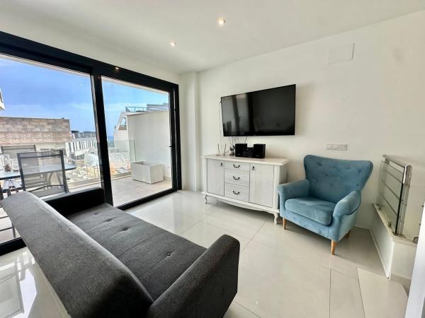 Chalet adosado en calle Orden del Corintio