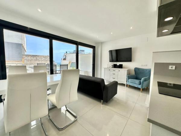 Chalet adosado en calle Orden del Corintio