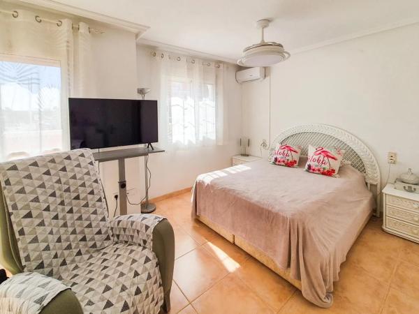 Casa independiente en avenida Zaragoza