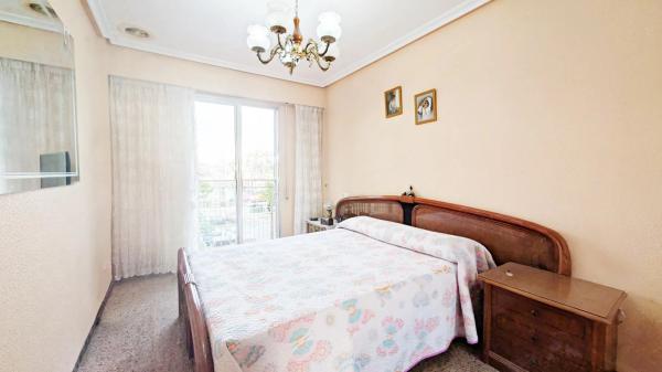 Piso en avenida dels Llauradors