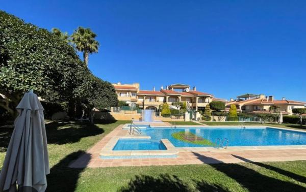 Chalet adosado en avenida Polonia, 160