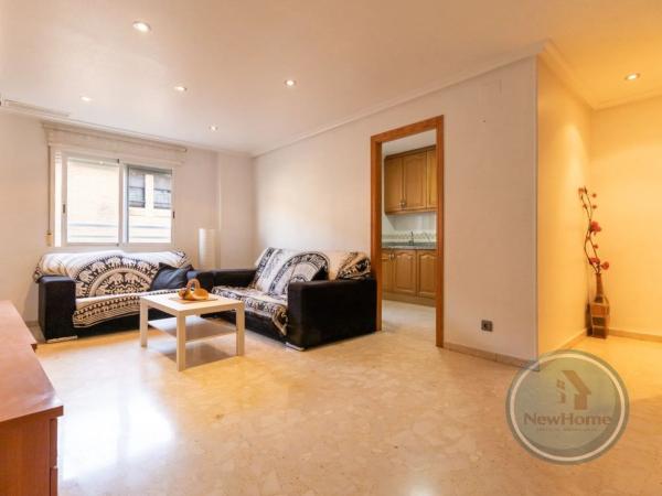 Piso en Barrio Raval de Santa Teresa-El Asilo