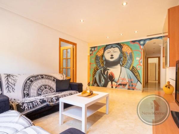 Piso en Barrio Raval de Santa Teresa-El Asilo