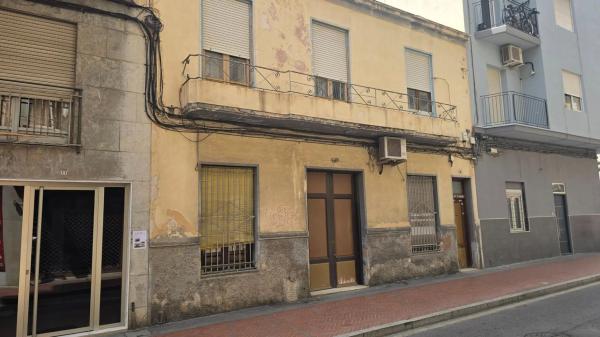 Piso en Barrio Raval de Santa Teresa-El Asilo