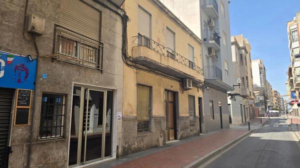 Piso en calle Benito Pérez Galdós