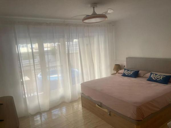 Piso en avenida Costa Blanca, 13