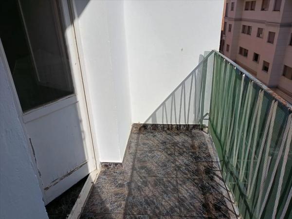 Piso en calle Monserrate Guilabert Valero