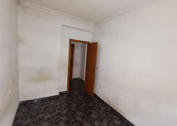 Piso en calle Monserrate Guilabert Valero