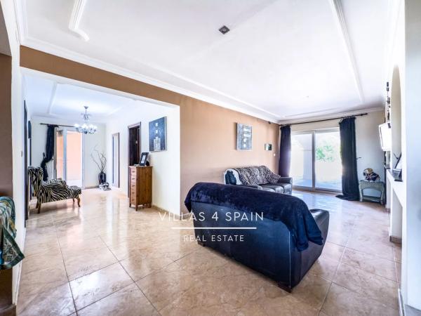 Casa independiente en via Sense Nom