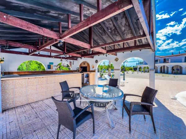 Casa independiente en via Sense Nom