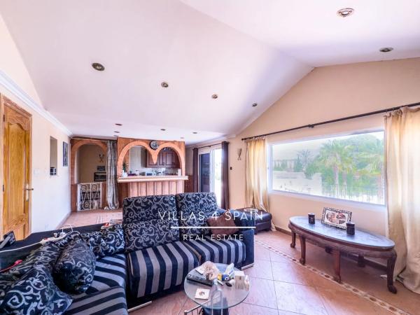 Casa independiente en via Sense Nom