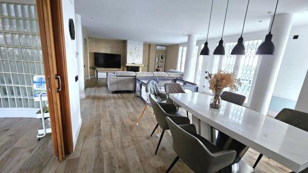 Chalet en calle Beniarres