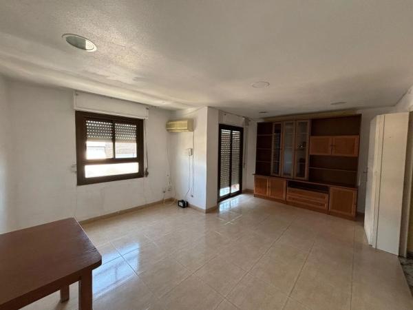 Piso en Barrio Plaza Crevillente-Juzgados