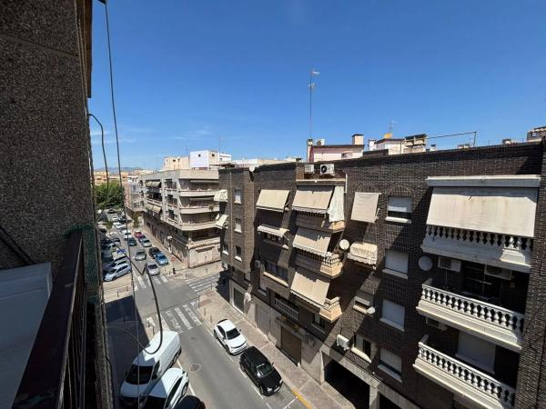 Piso en Barrio Plaza Crevillente-Juzgados