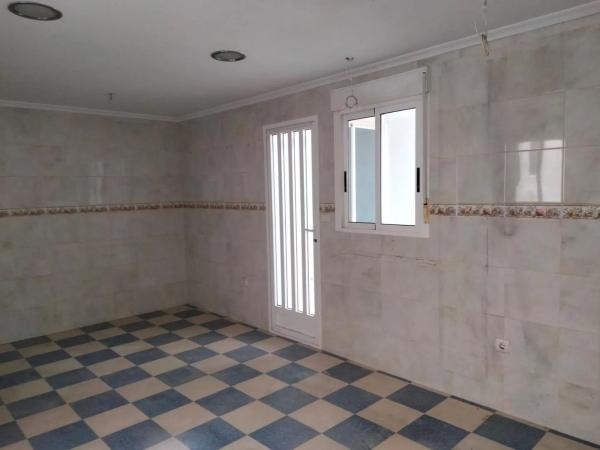 Piso en calle Poeta Miguel Hernandez