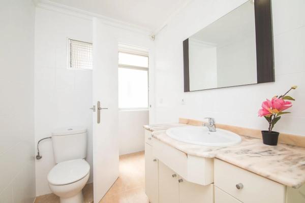 Piso en Barrio Reina Victoria-Miguel Hernández