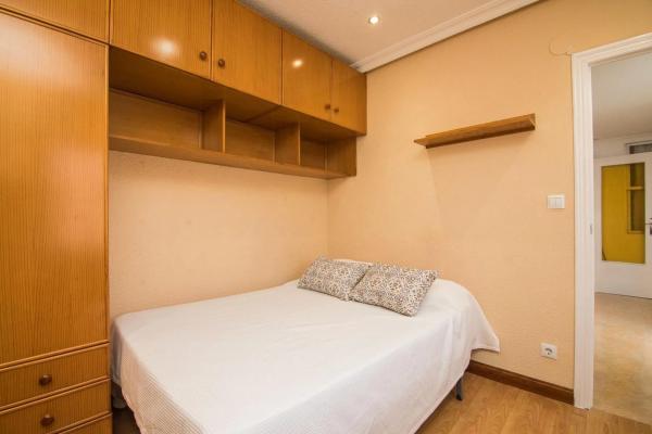 Piso en Barrio Reina Victoria-Miguel Hernández