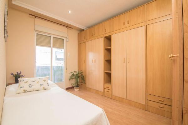 Piso en Barrio Reina Victoria-Miguel Hernández