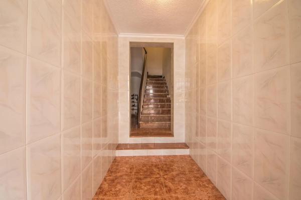 Piso en Barrio Reina Victoria-Miguel Hernández