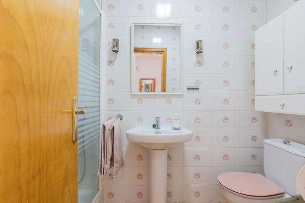 Chalet adosado en calle Canarias