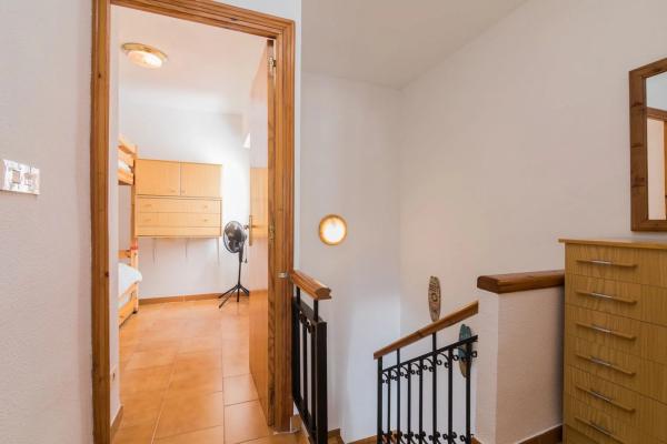 Chalet adosado en calle Canarias