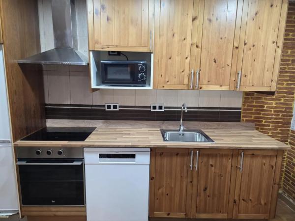 Piso en Barrio Reina Victoria-Miguel Hernández