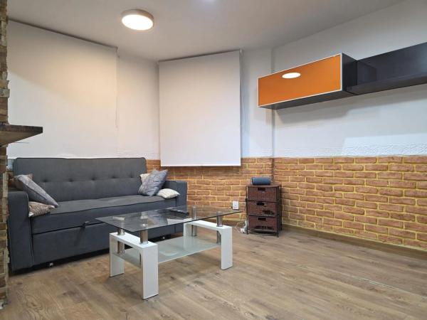 Piso en Barrio Reina Victoria-Miguel Hernández