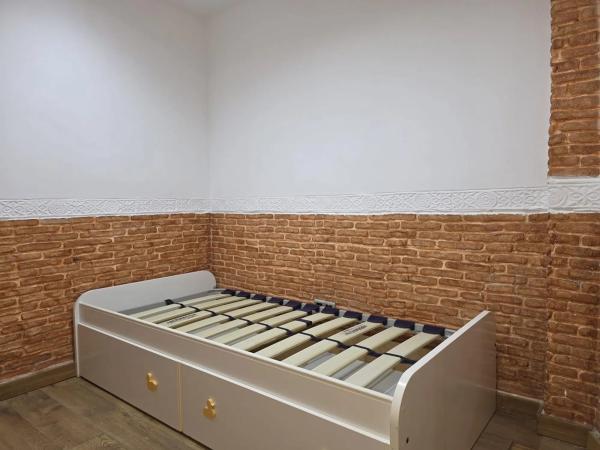 Piso en Barrio Reina Victoria-Miguel Hernández