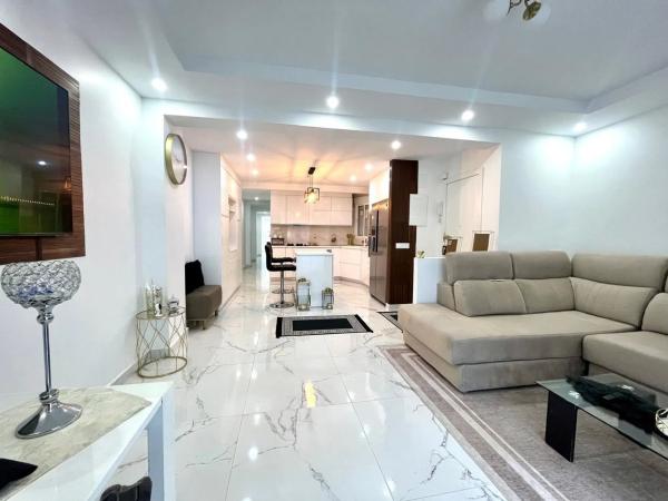 Piso en calle Esperidion Porta Requesens