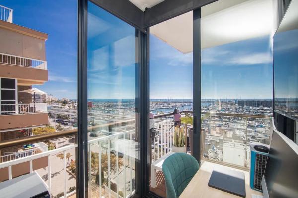 Piso en avenida Jesús Astondoa Santamaría