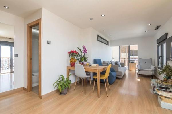 Piso en avenida Jesús Astondoa Santamaría