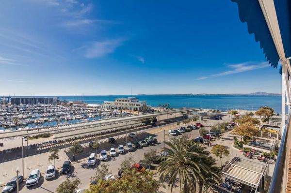 Piso en avenida Jesús Astondoa Santamaría