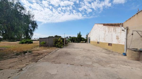 Casa independiente en avenida d'Algoda