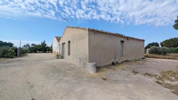 Casa independiente en avenida d'Algoda